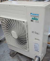 各種パッケージエアコン据付工事2