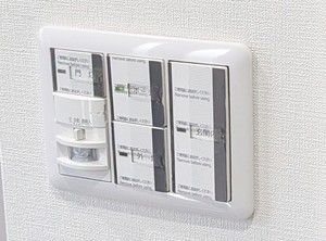 スイッチコンセント交換・分電盤施工1